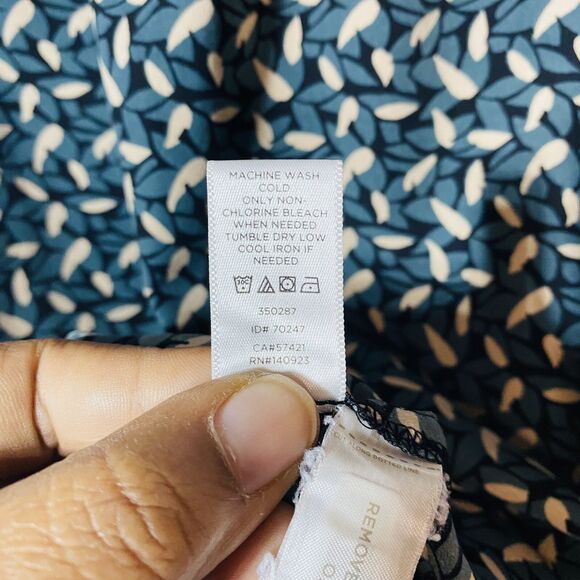 Laundry By Shelli Segal Women's Tops Long Sleeves Collared Button Down Shirt M - Picture 6 of 7